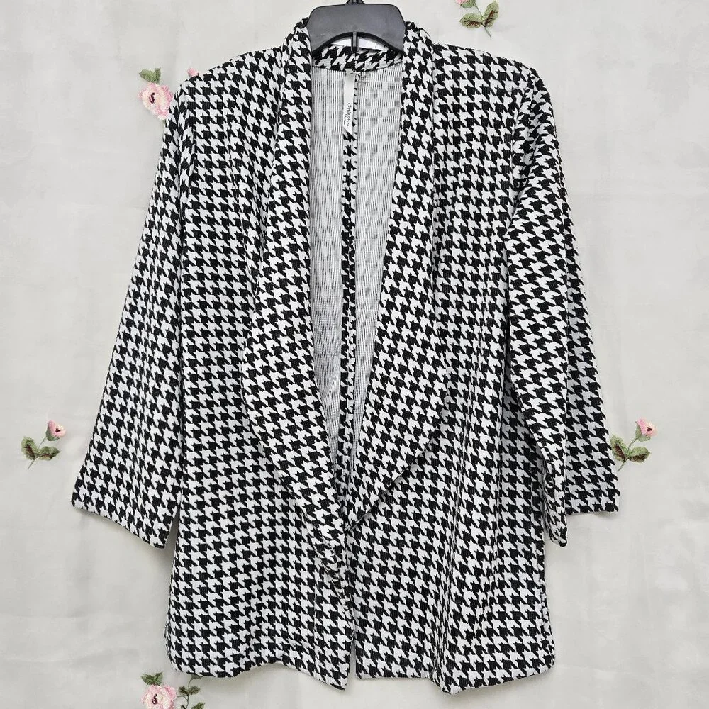 NY Collection Woman* Black & White Open-Front Cardigan Long Sleeve* Size: 2X - Picture 2 of 10